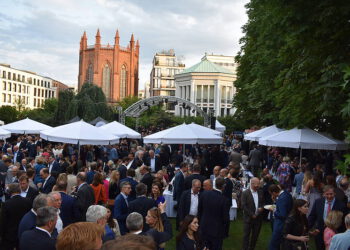 DSB sorgt auf Sommerfest des Parlamentskreises Mittelstand der CDU/CSU für Kirmesflair